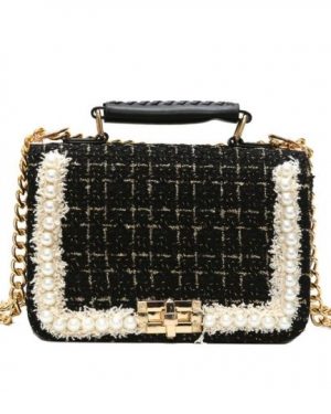 Elegant Crossbody Bag With Gold Chain And Pearl Decorations